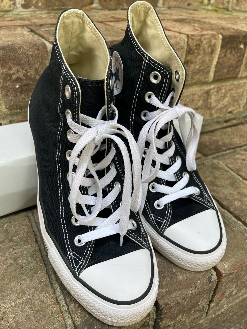 Converse Chuck Taylor All Star Black High Top Sneakers M 8.5 W 10.5 - Picture 2 of 16